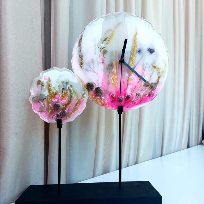 Часы настольные.