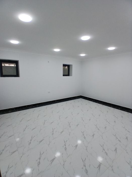 Продается нежылое помещение на цокольном этаже в районе Мирзо-Улугбек