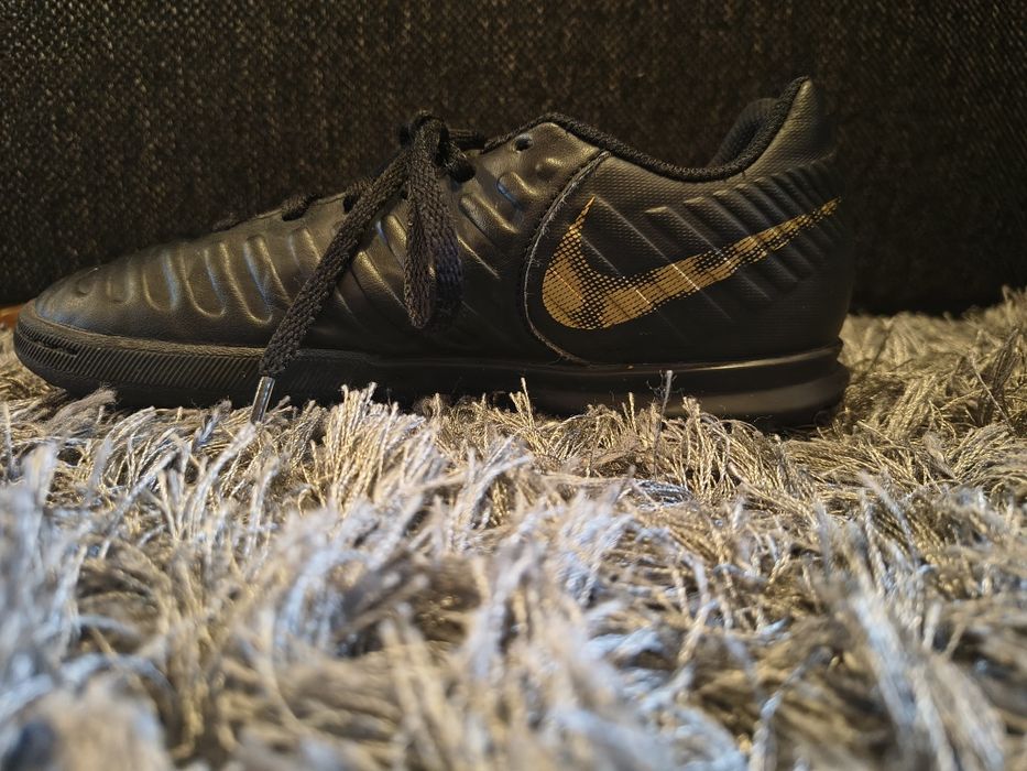 Adidași de vânzare Nike de sintetic