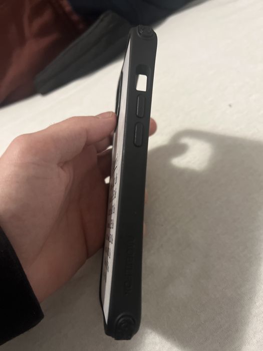 Husa iphone 13 mobil fox.Husa este nou nouta