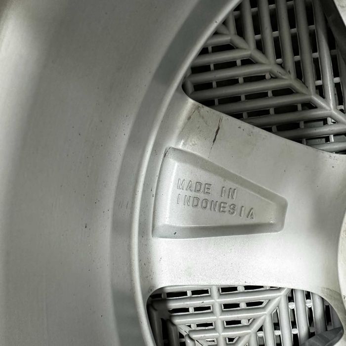 Janta Lexus UX 17 originala R 17 215 60 17