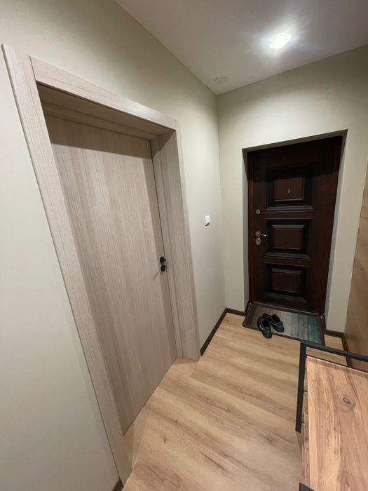 Дава се под наем Тристаен апартамент в Пазарджик, Ставропол - 85 кв.м за 306 € - Снимка #2