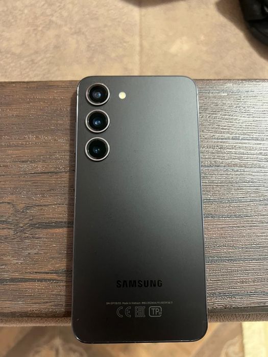 Самсунг с 23.   .