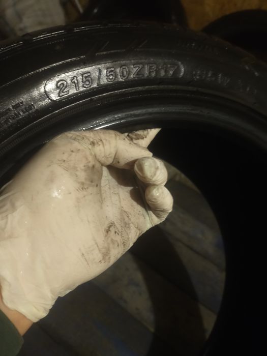 Продам комплект летних шин