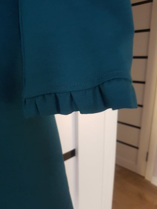 Нарядное платье темнобирюзового цвета