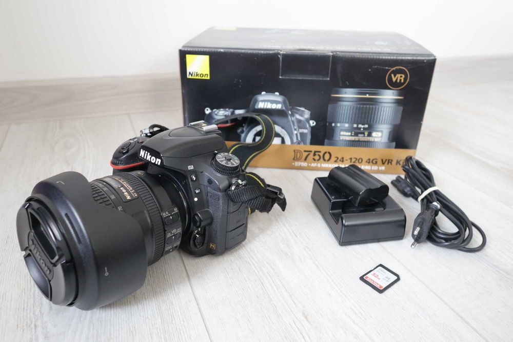 Nikon D750 + Nikkor 24-120 f4