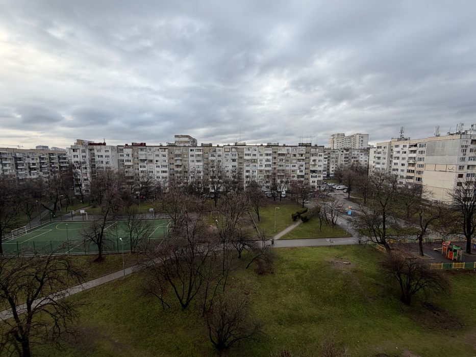 Светъл и просторен четиристаен апартамент в кв. Мусагеница