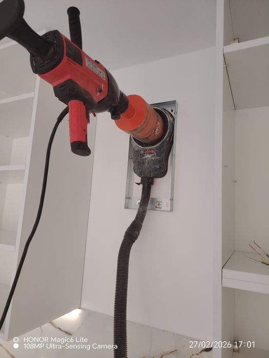 Gauri hote/centrale PITESTI