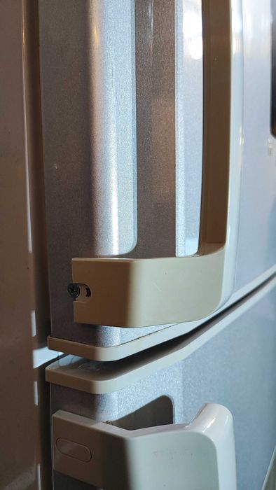 Frigider Beko D70500NE-Folosit- Necesita schimbare ventilator radiator