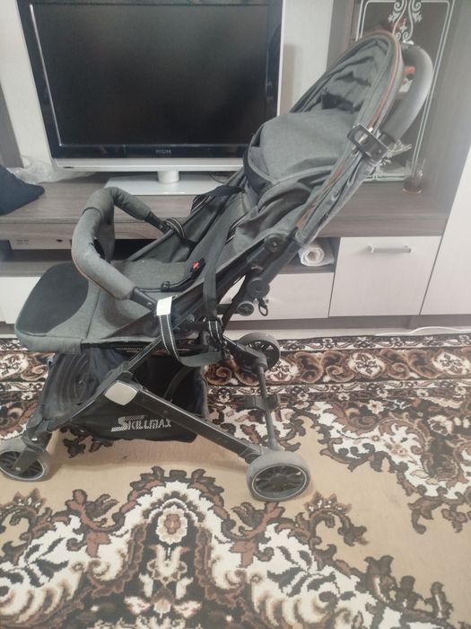 Продам коляску в хорошем состоянии