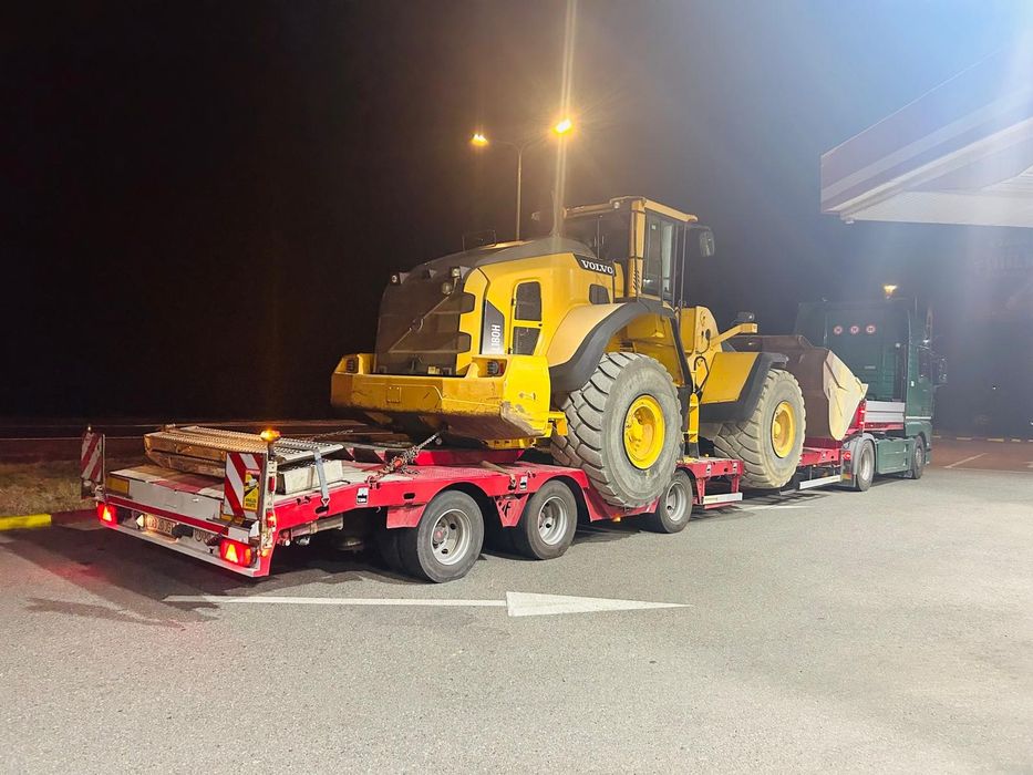 Tractari auto si utilaje Transport Trailer