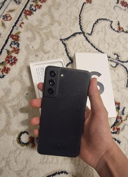 Самсунг S21 FE 128гб