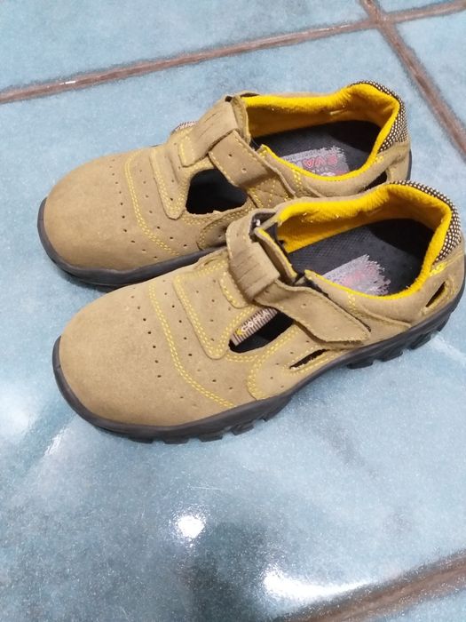 Летни работни/защитни обувки   Cofra