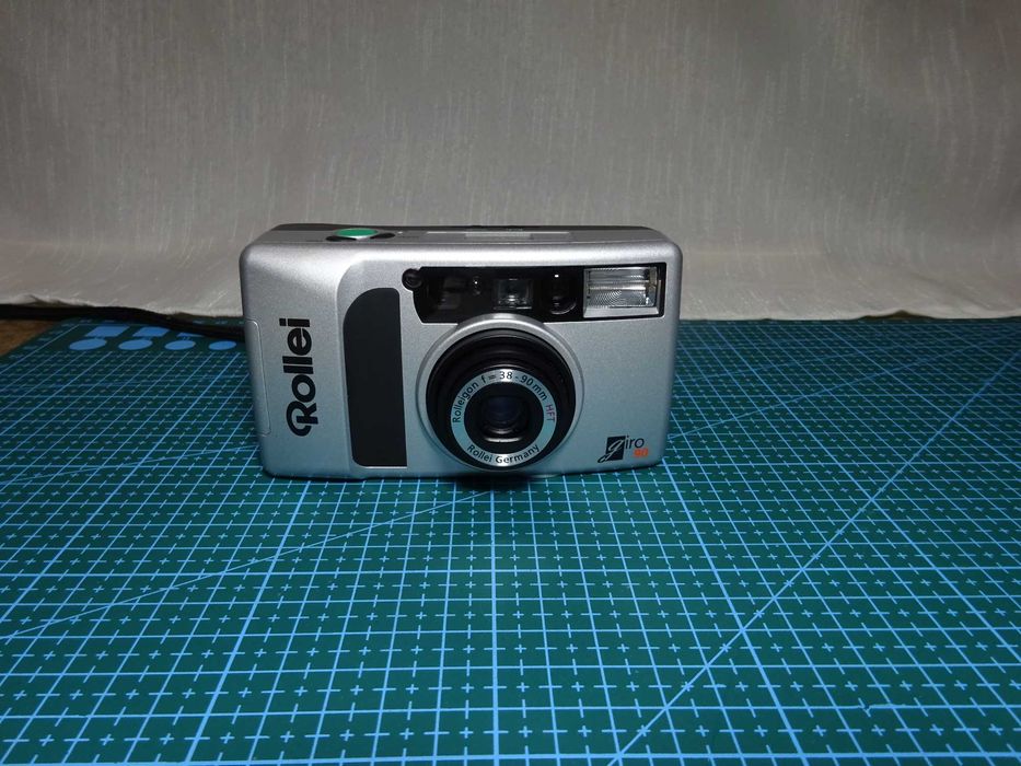 Aparat foto compact pe film 35mm Rollei Giro 90