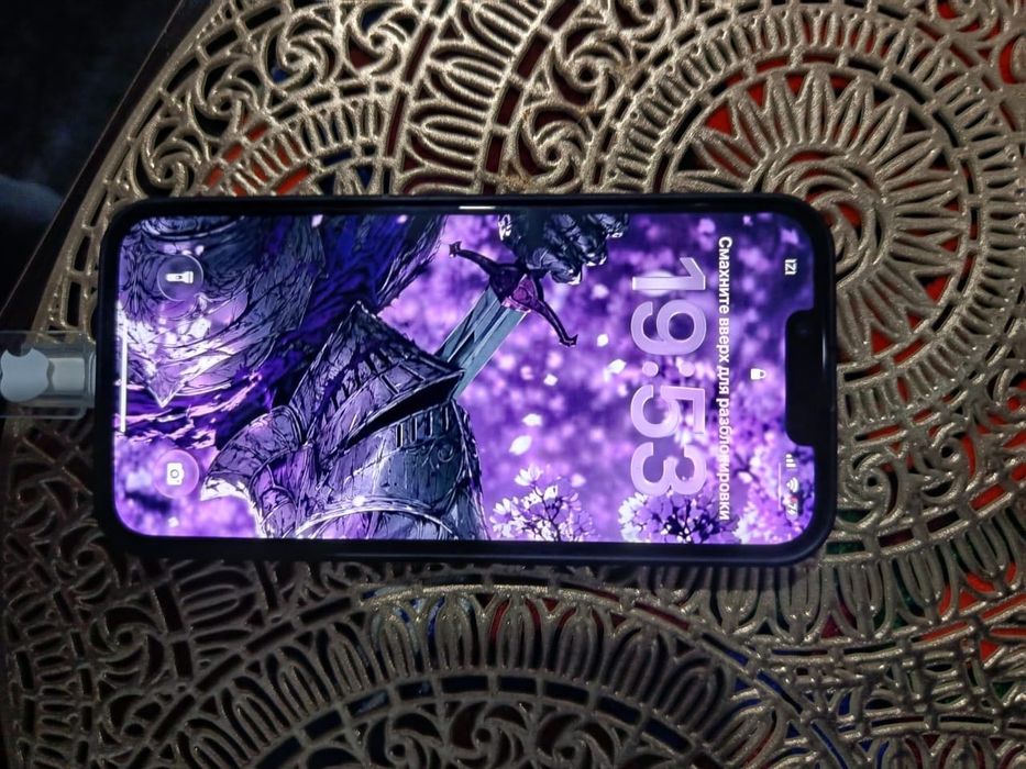 Продам IPhone 16e 128 gb