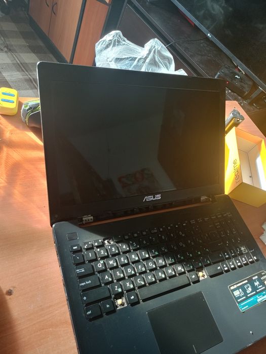 Laptop Asus pro max