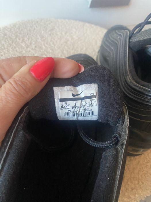 Nike дамско / юношески