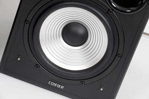 продам новый Edifier R2750DB/Optical/Bluetooth/136 ватт/С ДОСТАВКОЙ