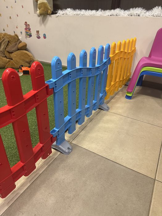 Оградка за занималня или детскикът