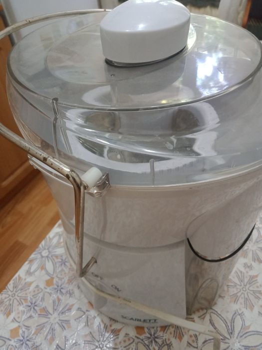 Продам соковыжималку