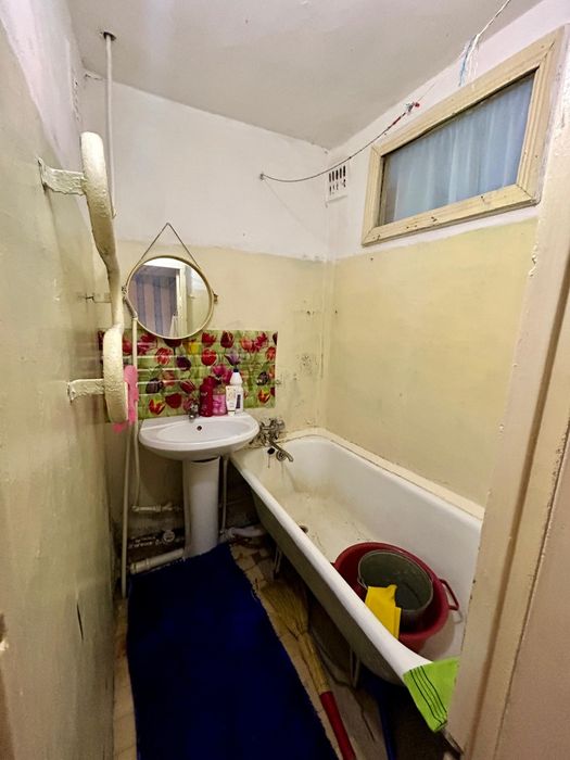 Үш бөлме үи сатылады