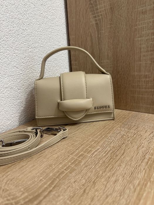 Бежова Чанта “Badura”