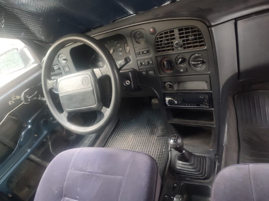 Продам автомобиль saab 9000