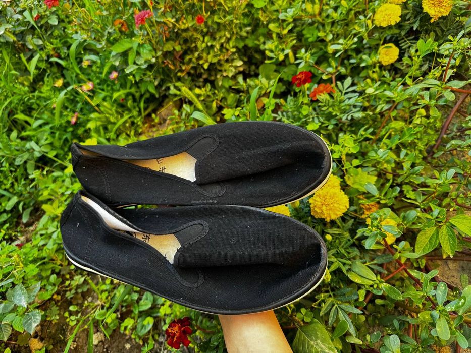 Продам новую обувь