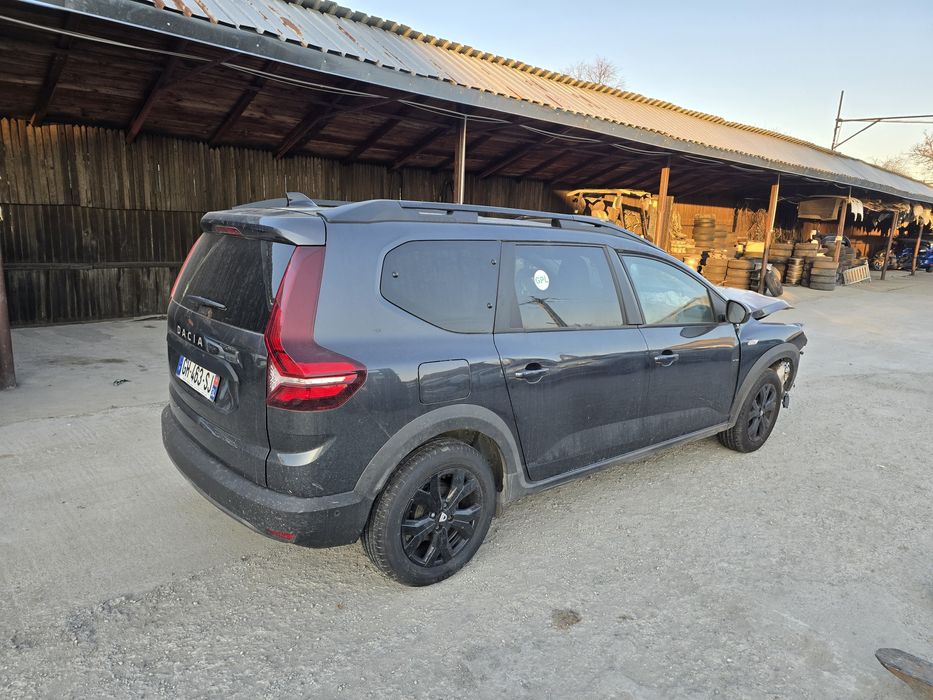 Dacia Jogger 2022  GPL Extreme 7 Locuri 1.0 TCE 40 mii km  Avariat