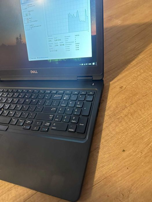 Laptop DELL I7 7600U 16GB Ram SSD 500GB ecran 15 inch bateria4-5h