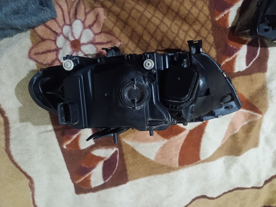 Фары на БМВ Х 5 Е 53 рестайлинг