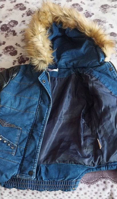 Куртка на девочку