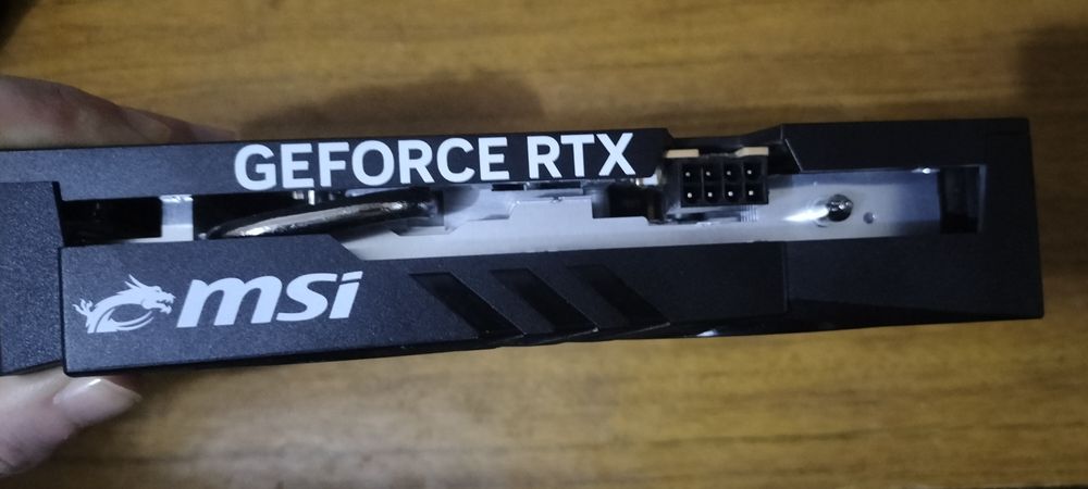 Продаю RTX 5050 в идеале