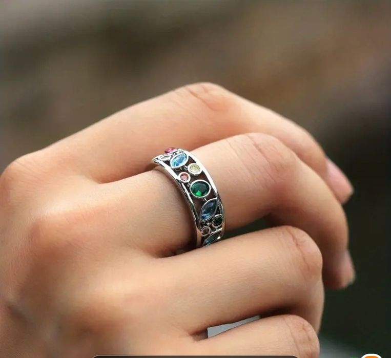 Кольцо серебристое