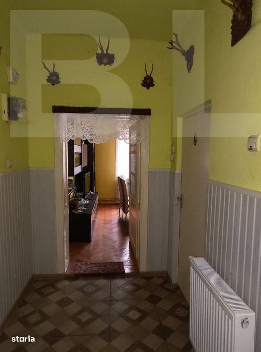 Vand casa la Nadrag zona linistita foarte aproape de centru
