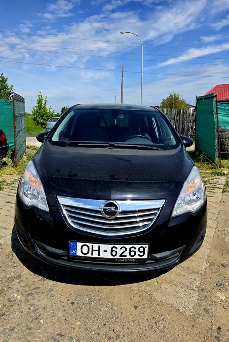 Vand Opel Meriva 1.4 benzina euro 5 / 117000km