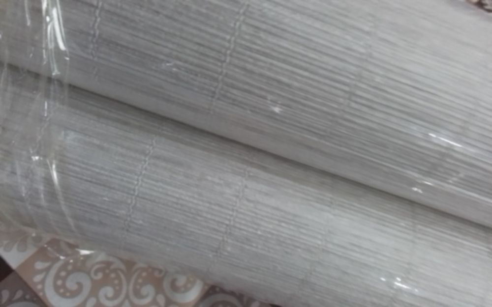 Продам обои новые.