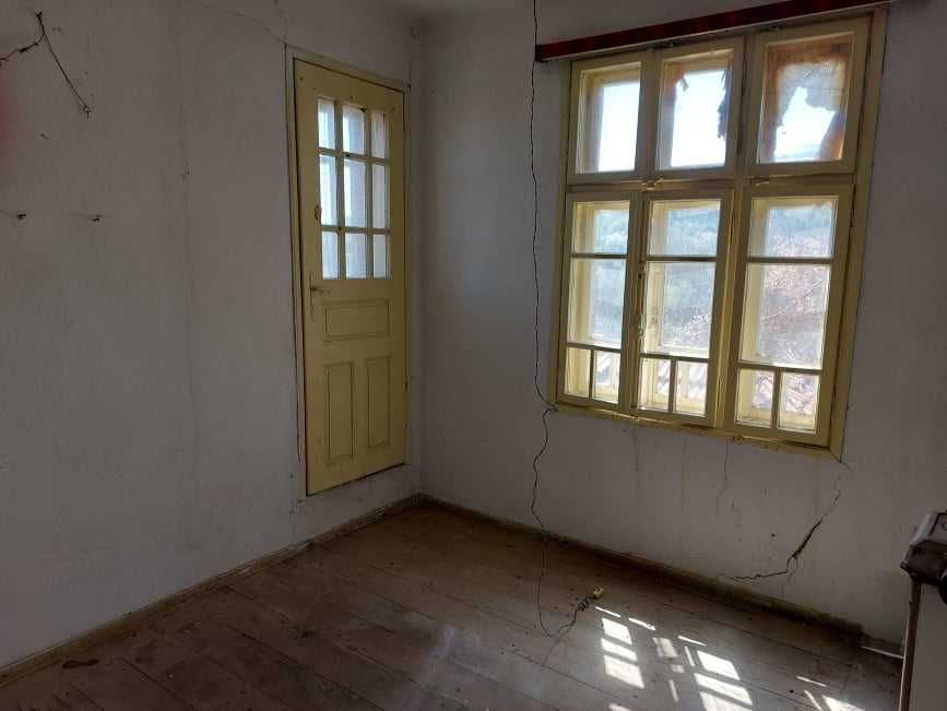 Продава се Къща в с. Пчелище, Област Велико Търново - 150 кв.м за 280 €/кв.м - Снимка #3