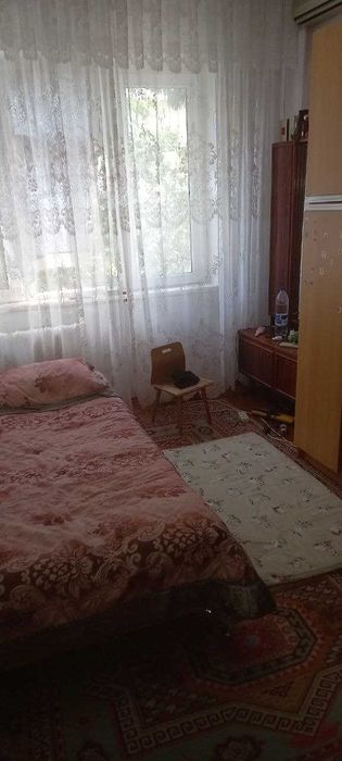 Продам квартиру 2х комнатная переделанная в 3х Юнусабадский район