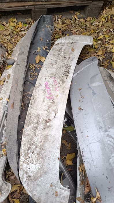 Спойлеры Тойта Естима разные