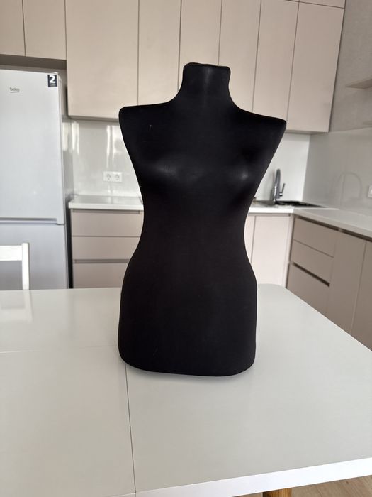 Маникен хорошего качества