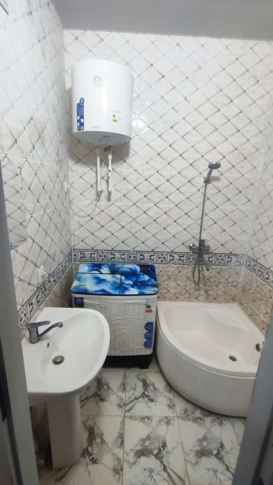 Umida chorrahadan uy sotiladi