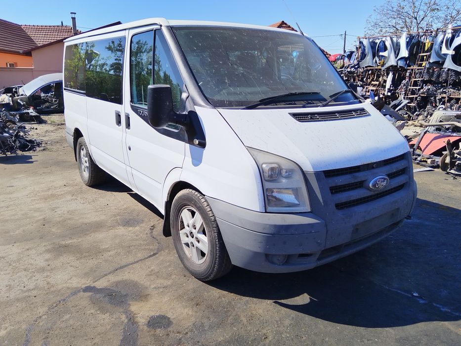 Usa stanga/dreapta fata Ford Transit an 2007-2013