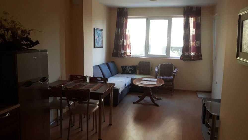 Дава се под наем Тристаен апартамент в София, Зона Б-18 - 105 кв.м за 453.9 € - Снимка #1