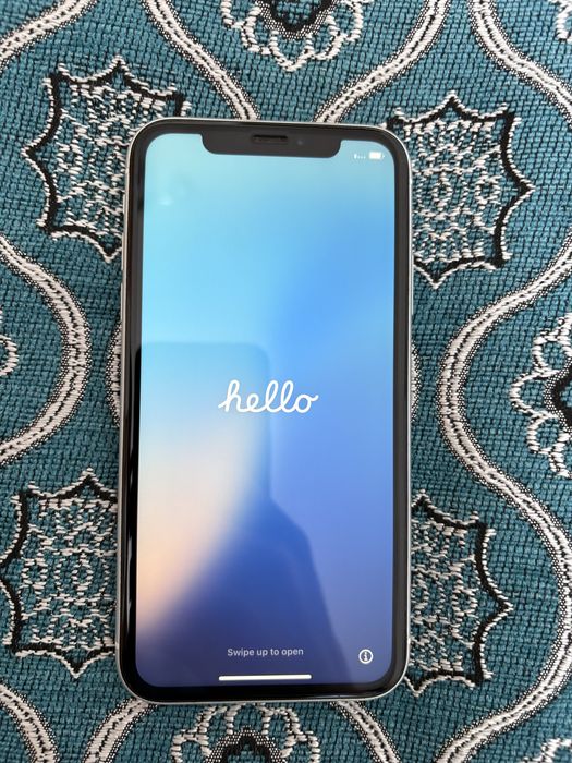 Продам Iphone XR 64, в отличном состоянии