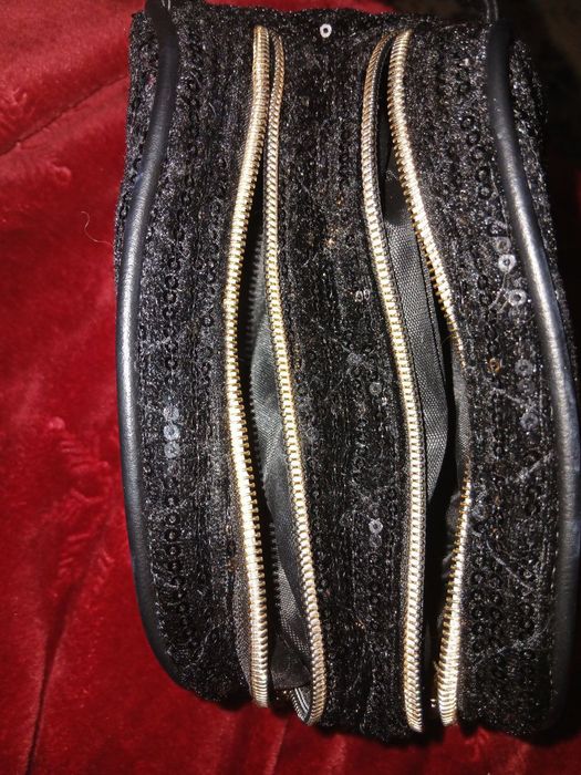 Косметичка с пайетками