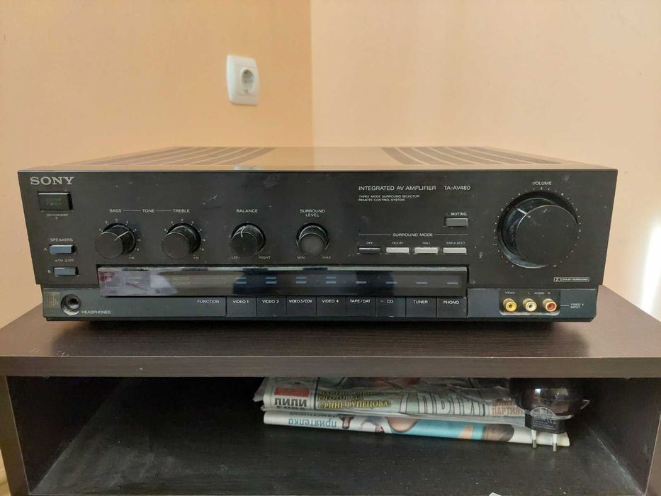 Тонколони JAMO E 370 - 150e. и усилвател SONY - 130e.
