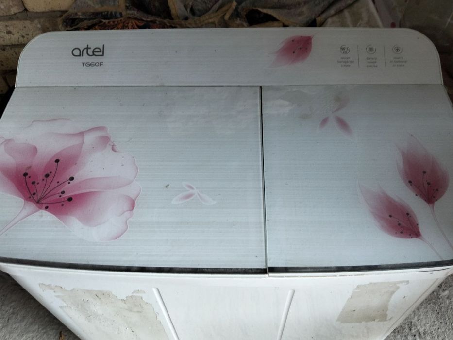 Kir moshina sotiladi!