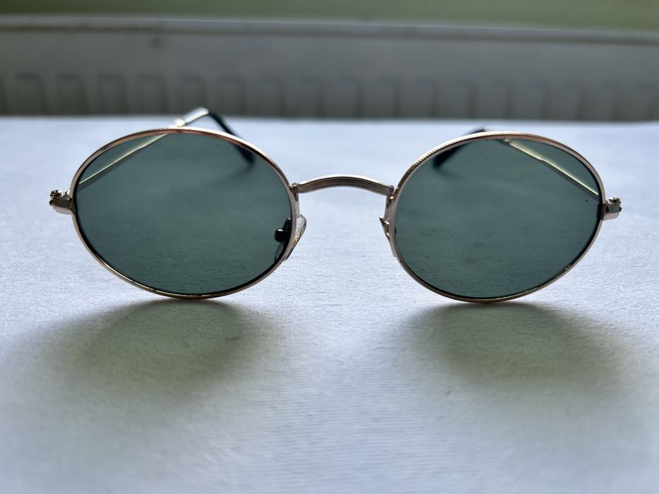 Ochelari de soare rotunzi, lipsa o pernita/sa nazala