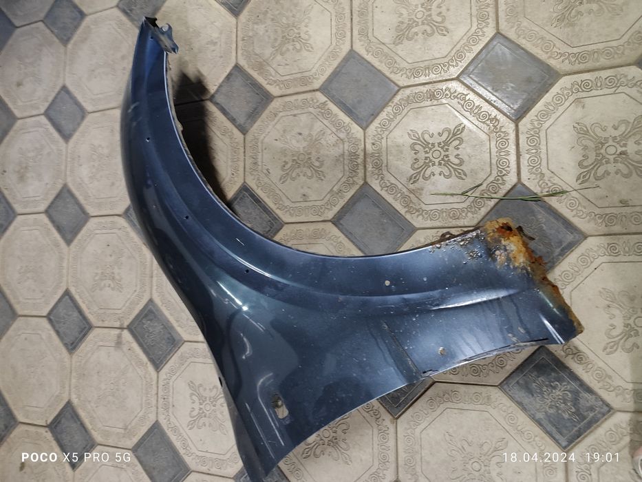 Крыло правое pagero 3